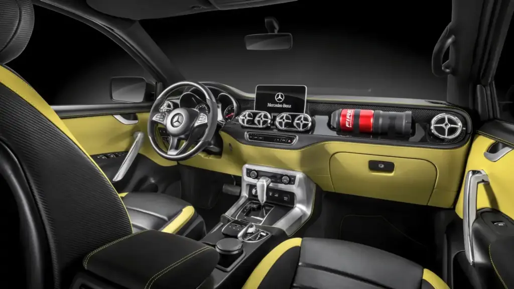 Mercedes-Benz X-Class Return