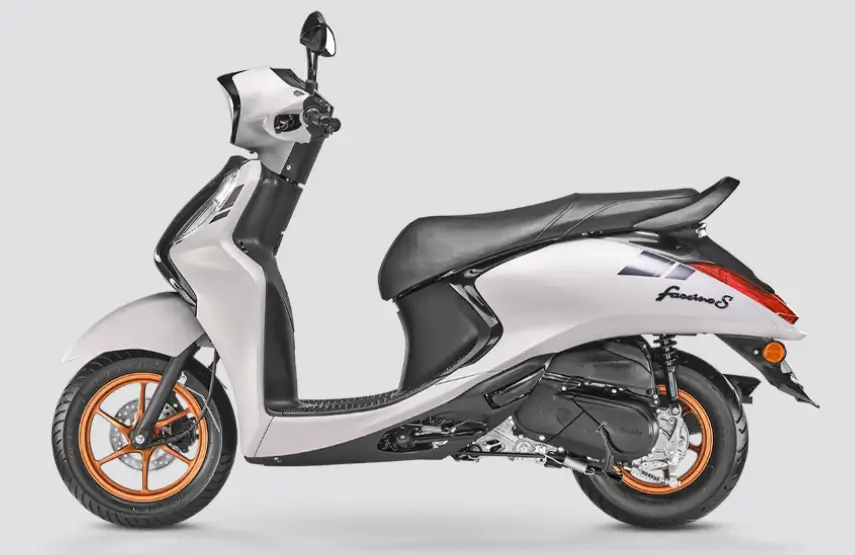 Top 5 Lightweight Scooters Under 100kg: Perfect Rides for Girls in 2026 4 Yamaha Fascino 125